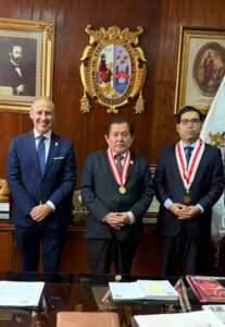 El Dr. Vicente Paul Espinoza Santillan presidente Judecap, participó en la conferencia magistral “Inteligencia artificial y Estado de Derecho”