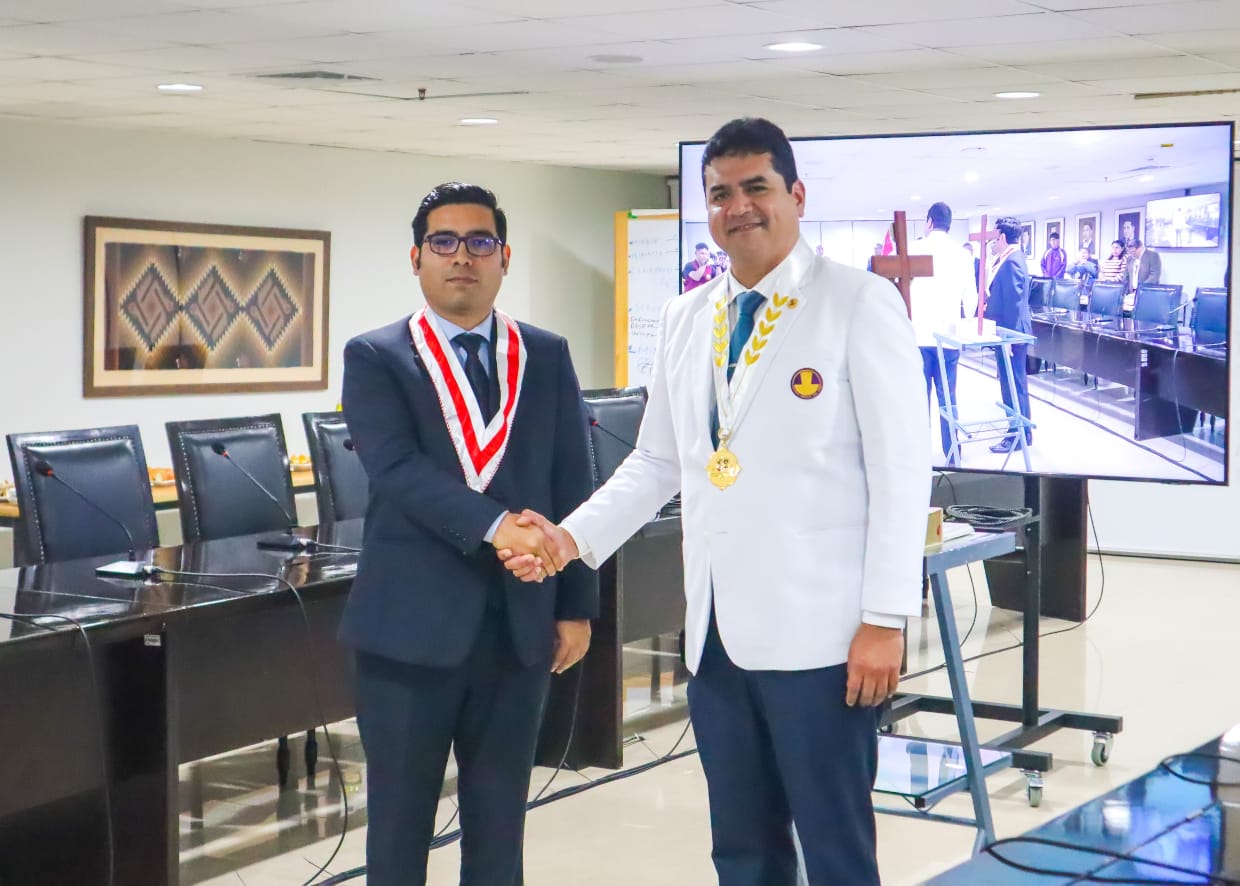 Presidente JUDECAP juramenta como miembro titular del CDCP