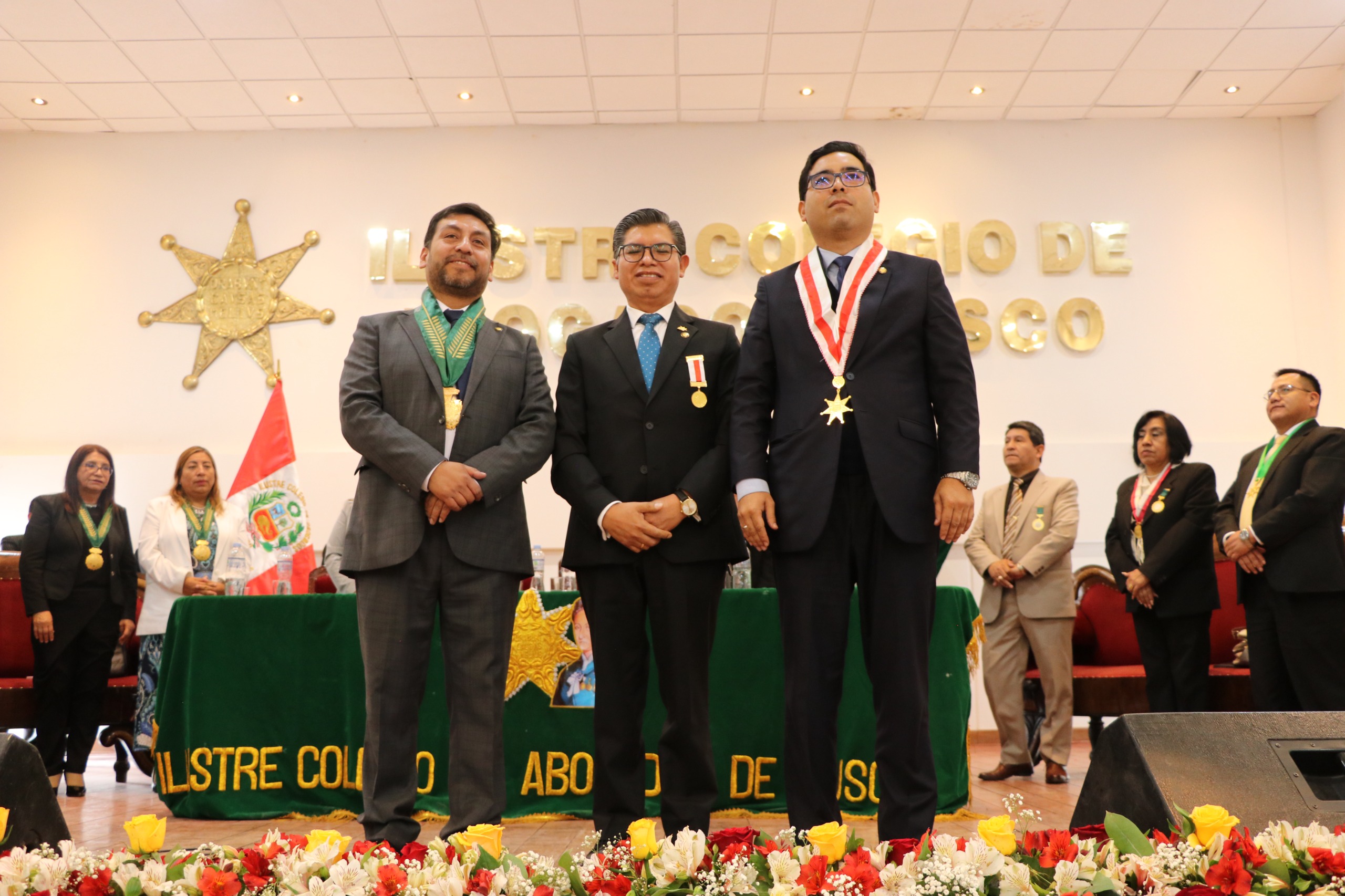 El Past presidente de la Judecap y past decano del Colegio de Abogados de Cusco, Dr. Mayk Pilares Rado, en el marco del 132 aniversario del Ilustre Colegio de Abogado del Cusco