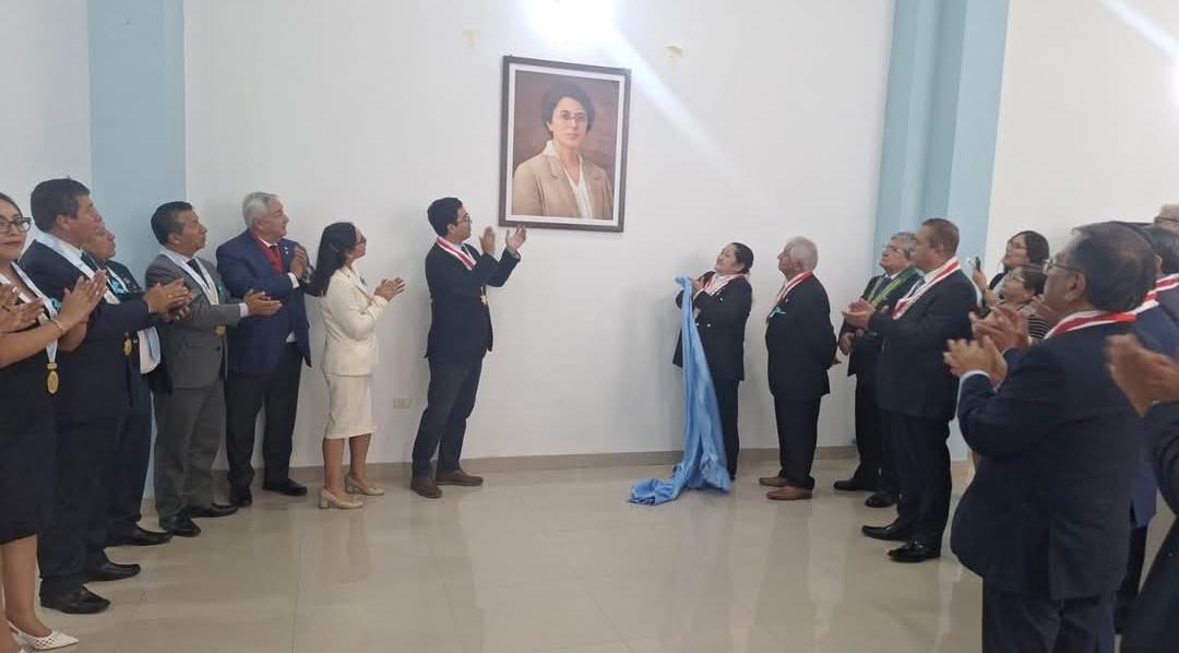 Nota de prensa.- JUDECAP y Colegio de Abogado de San Martín rinde homenaje a Miguelina Acosta, primera mujer abogada litigante del Perú.